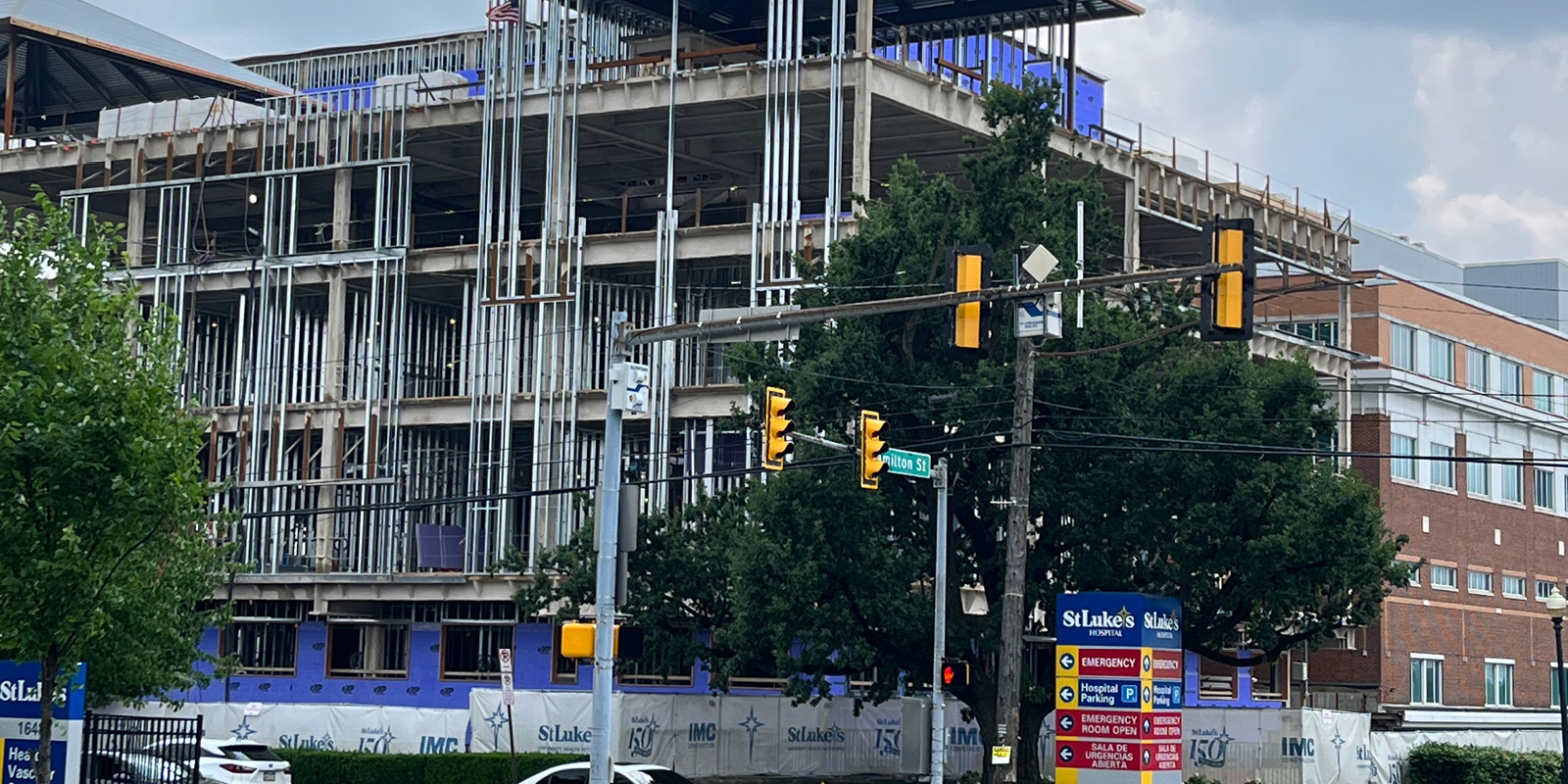 St. Luke's University Health Network Women and Baby's Pavillion exterior